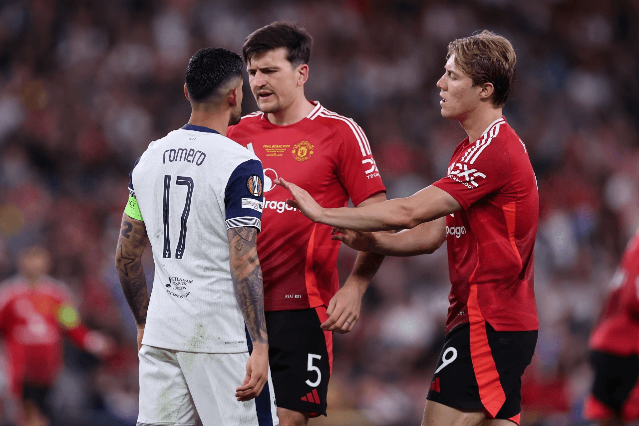 Maguire dan Romero Pertemuan Penuh Tegang