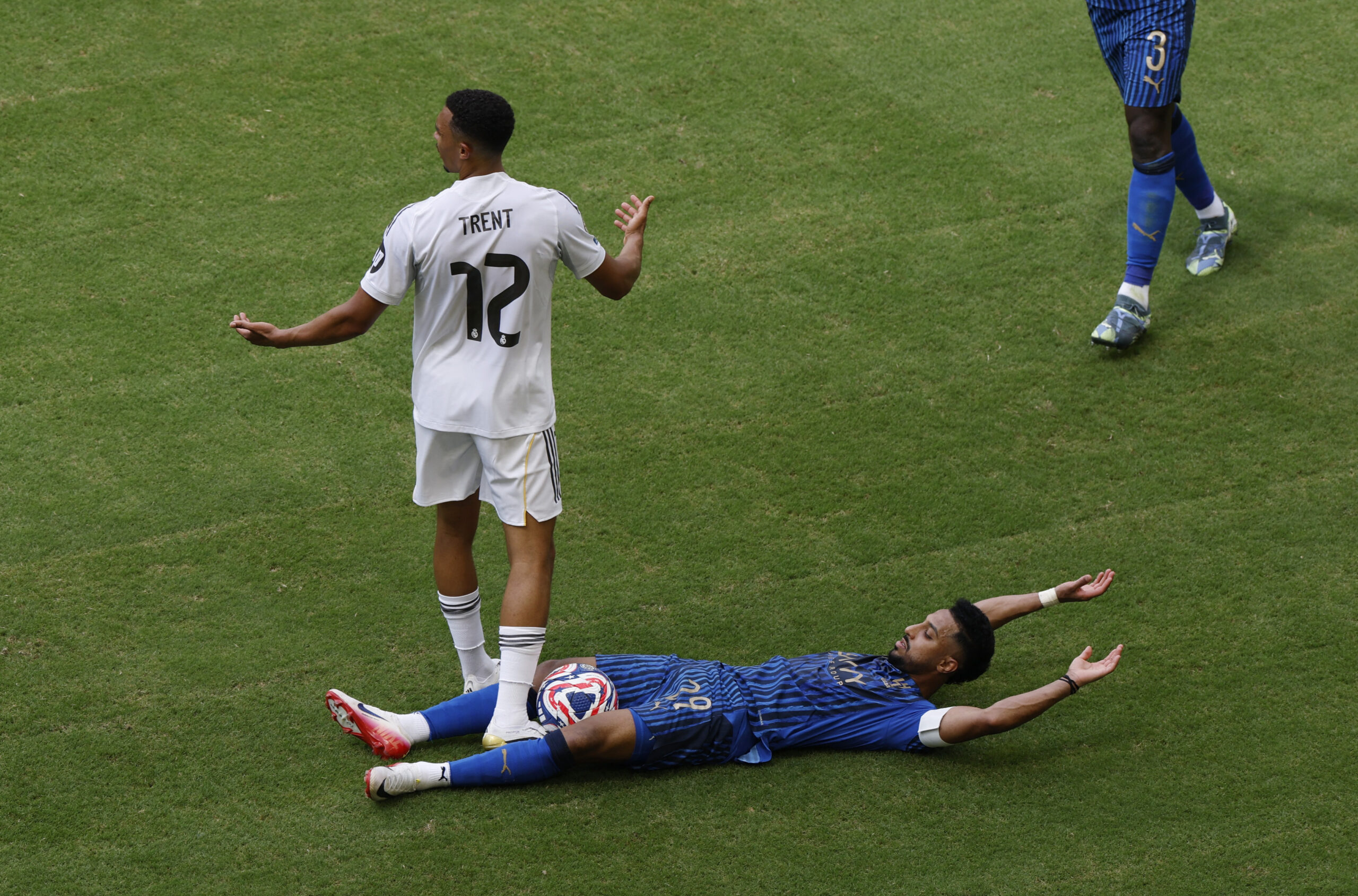Lengah dalam Pertahanan Trent Alexander-Arnold