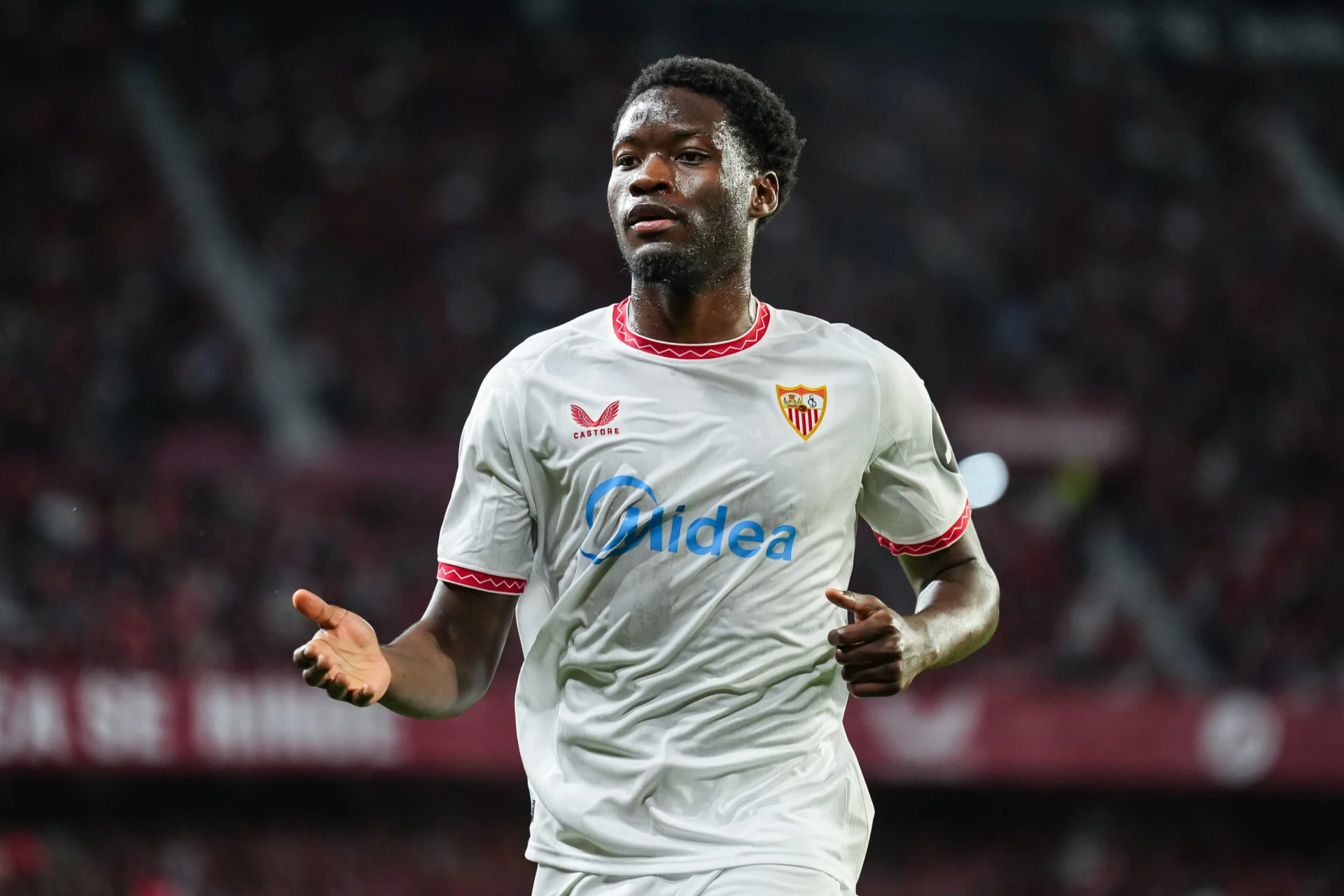 Lucien Agoume Sevilla Penerus Potensial di Tengah Arsenal